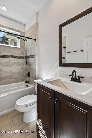 7839 HEATHER LAKE Court E, Jacksonville, FL 32256