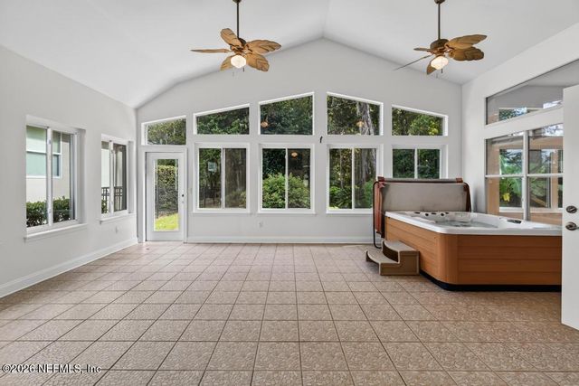 7839 HEATHER LAKE Court E, Jacksonville, FL 32256