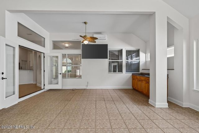 7839 HEATHER LAKE Court E, Jacksonville, FL 32256