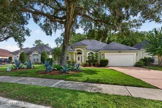 7839 HEATHER LAKE Court E, Jacksonville, FL 32256