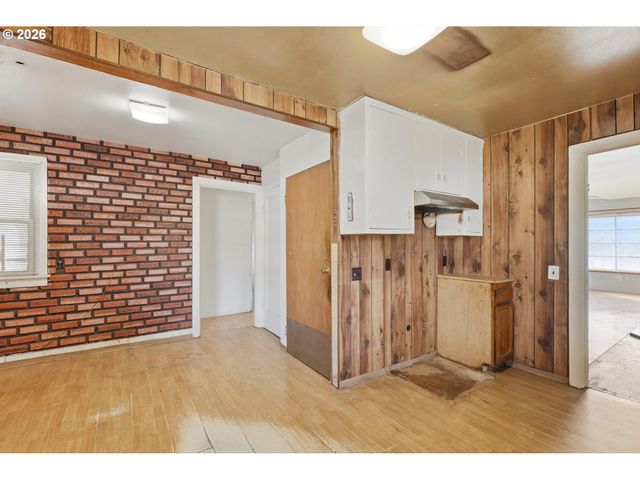 8140 Se PLEASANT HOME Rd, Gresham, OR 97080