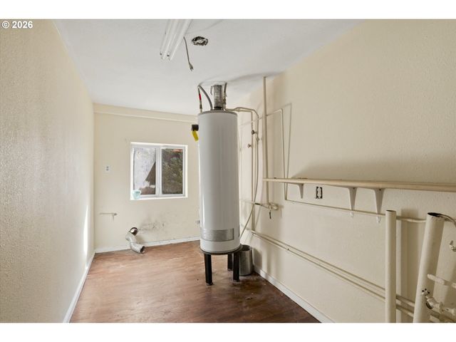 8140 Se PLEASANT HOME Rd, Gresham, OR 97080