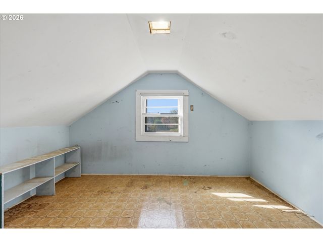 8140 Se PLEASANT HOME Rd, Gresham, OR 97080