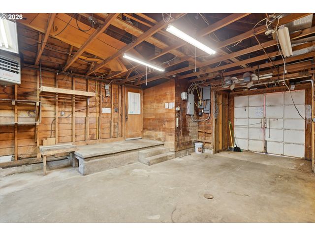 8140 Se PLEASANT HOME Rd, Gresham, OR 97080