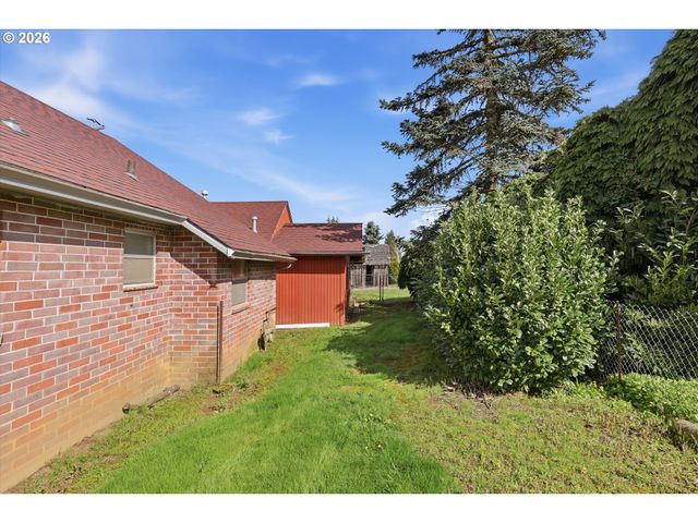 8140 Se PLEASANT HOME Rd, Gresham, OR 97080