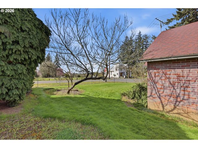 8140 Se PLEASANT HOME Rd, Gresham, OR 97080