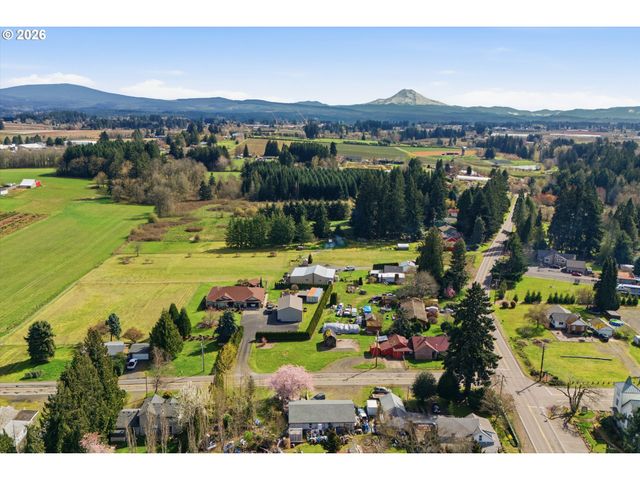 8140 Se PLEASANT HOME Rd, Gresham, OR 97080
