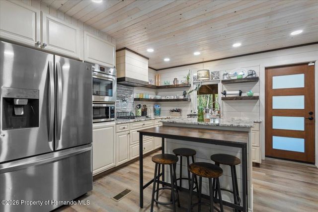 5850 NW 50th Street, Bell, FL 32619