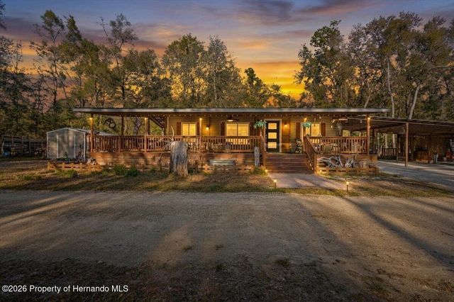 5850 NW 50th Street, Bell, FL 32619