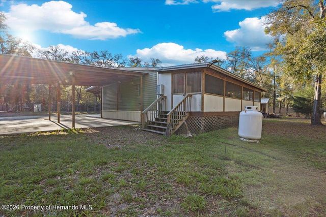 5850 NW 50th Street, Bell, FL 32619
