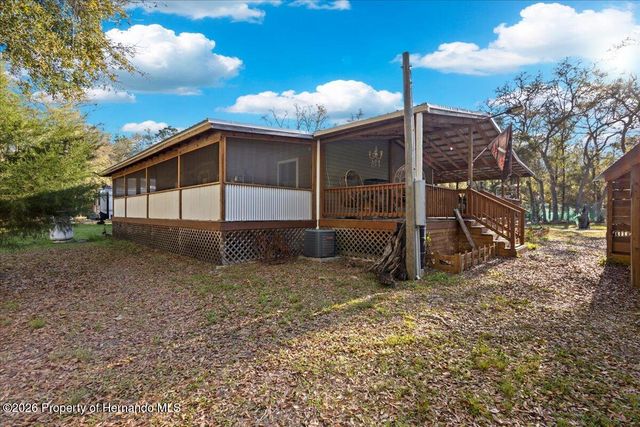 5850 NW 50th Street, Bell, FL 32619