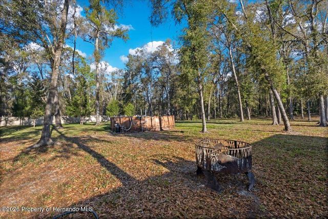 5850 NW 50th Street, Bell, FL 32619