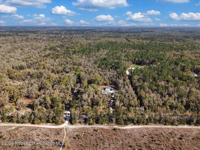 5850 NW 50th Street, Bell, FL 32619