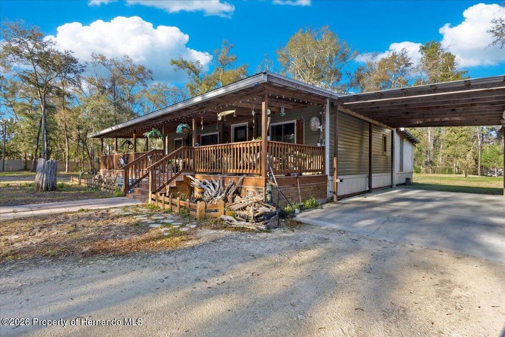 5850 NW 50th Street, Bell, FL 32619