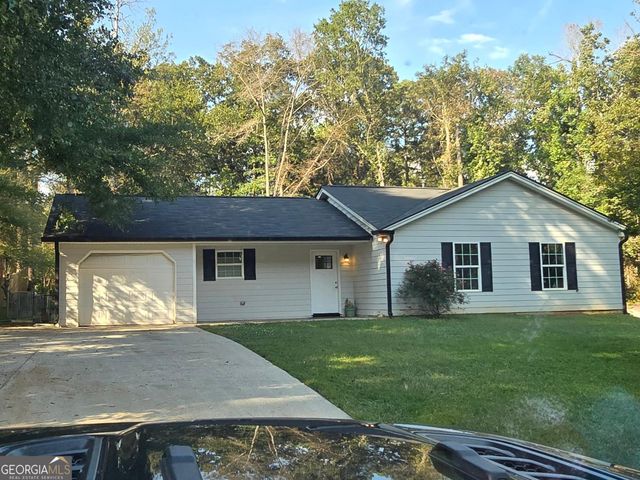 915 Navajo Trail, Covington, GA 30016