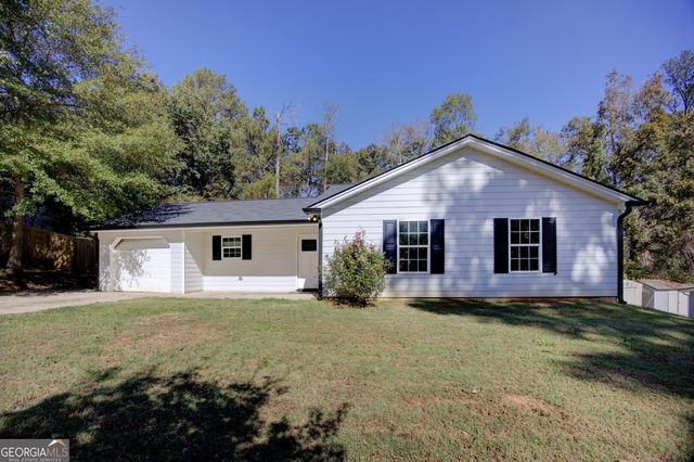 915 Navajo Trail, Covington, GA 30016