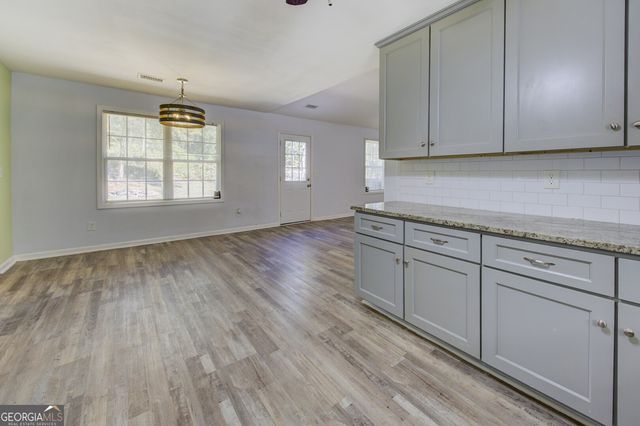 915 Navajo Trail, Covington, GA 30016