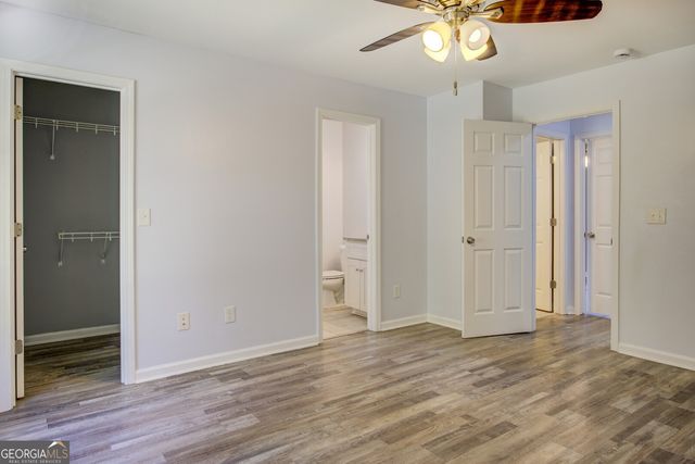 915 Navajo Trail, Covington, GA 30016