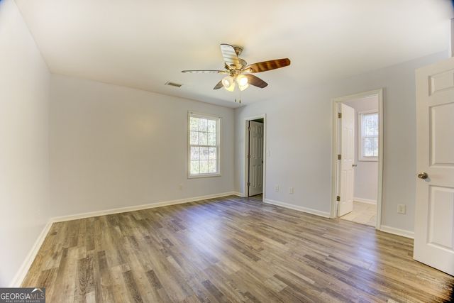 915 Navajo Trail, Covington, GA 30016