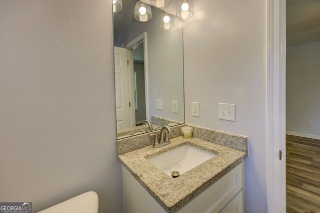 915 Navajo Trail, Covington, GA 30016