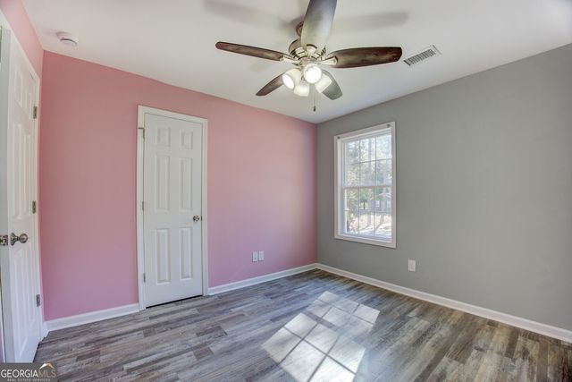 915 Navajo Trail, Covington, GA 30016