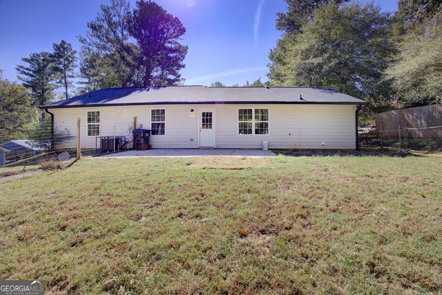 915 Navajo Trail, Covington, GA 30016