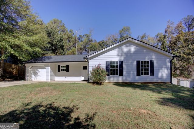 915 Navajo Trail, Covington, GA 30016