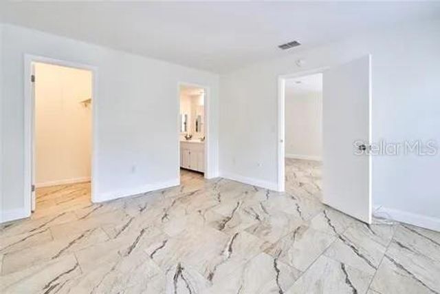 11713 RAINTREE DRIVE, Tampa, FL 33617