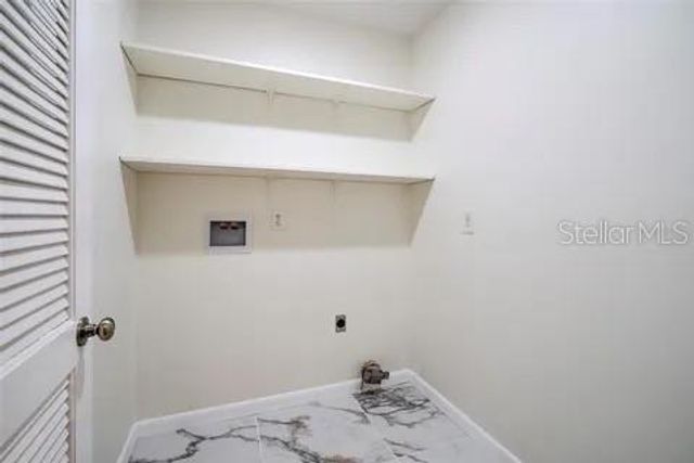 11713 RAINTREE DRIVE, Tampa, FL 33617