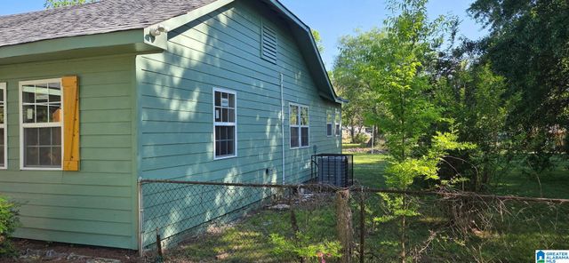 3233 CEDAR AVENUE SW, Birmingham, AL 35221