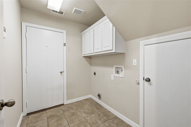 4524 Brenda Drive, Flower Mound, TX 75022