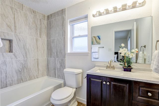 6005 Oak Hill Road, Watauga, TX 76148