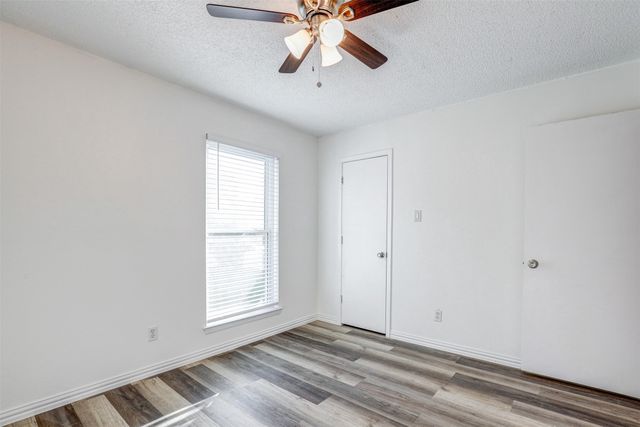 6005 Oak Hill Road, Watauga, TX 76148