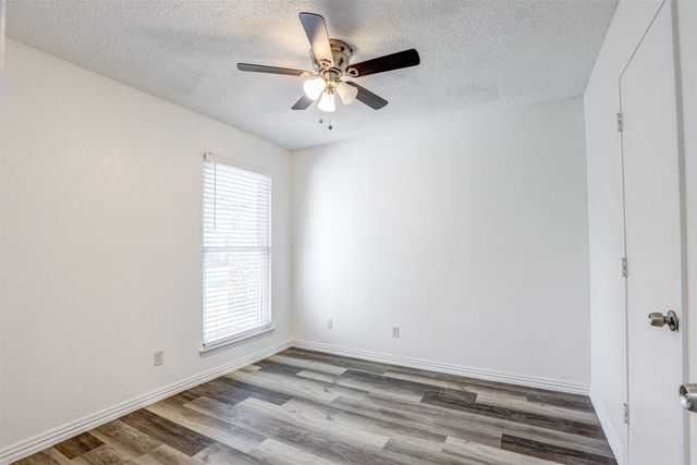 6005 Oak Hill Road, Watauga, TX 76148