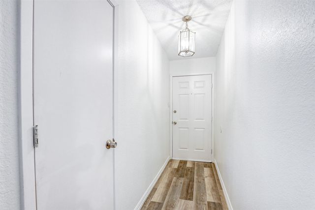 6005 Oak Hill Road, Watauga, TX 76148