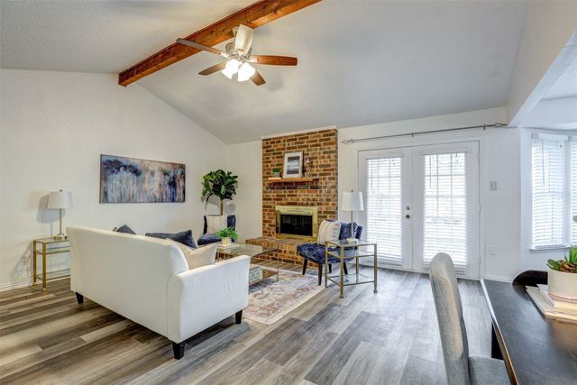 6005 Oak Hill Road, Watauga, TX 76148