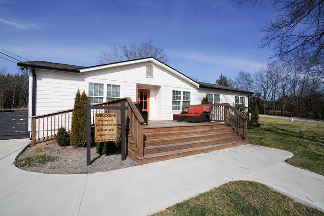 2794 Sanford Rd, Nolensville, TN 37135