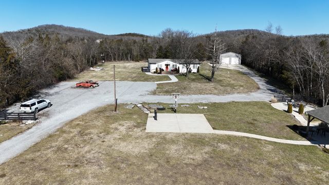 2794 Sanford Rd, Nolensville, TN 37135