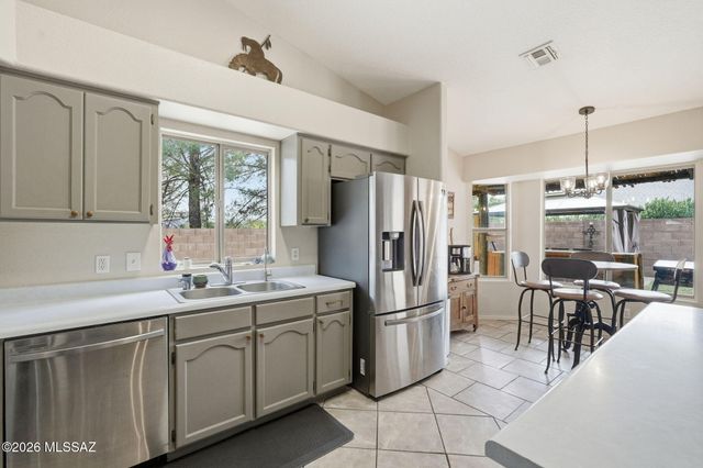 1537 W Via De Chapala, Sahuarita, AZ 85629