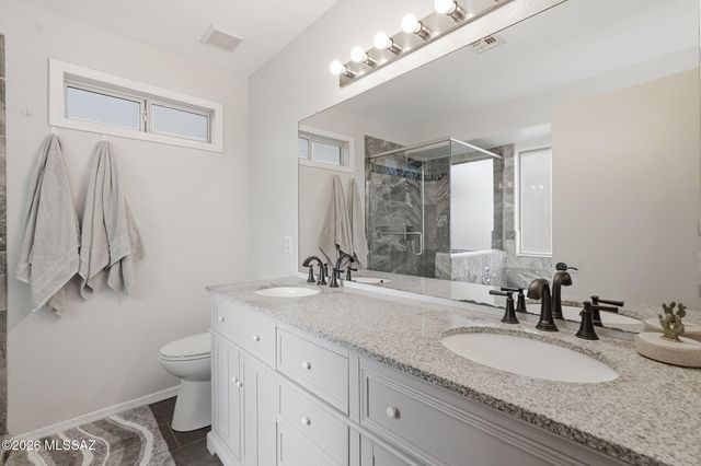 1537 W Via De Chapala, Sahuarita, AZ 85629