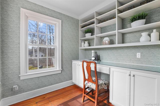 100 Seminary Road, Bedford, NY 10506