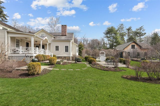 100 Seminary Road, Bedford, NY 10506
