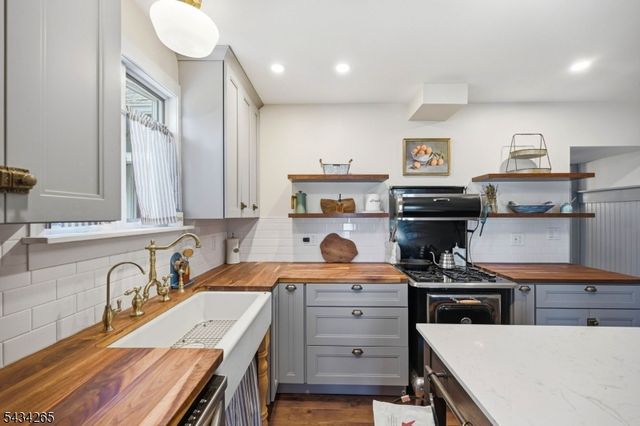 135 Franklin Rd, Denville Twp., NJ 07834