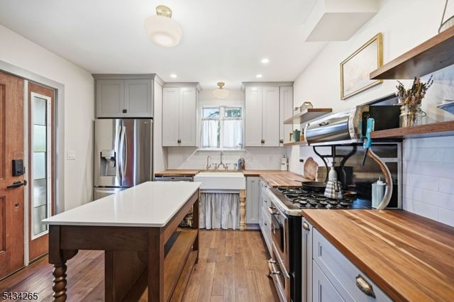 135 Franklin Rd, Denville Twp., NJ 07834