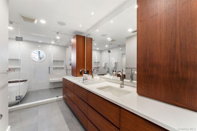 7 Lenox Place, Scarsdale, NY 10583