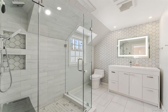 7 Lenox Place, Scarsdale, NY 10583