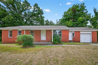 701 Avenue E, Conroe, TX 77301