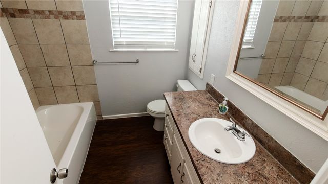 4800 Sabelle Lane, Haltom City, TX 76117