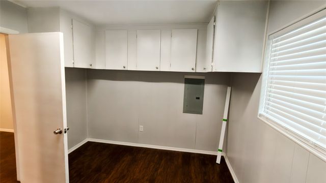 4800 Sabelle Lane, Haltom City, TX 76117