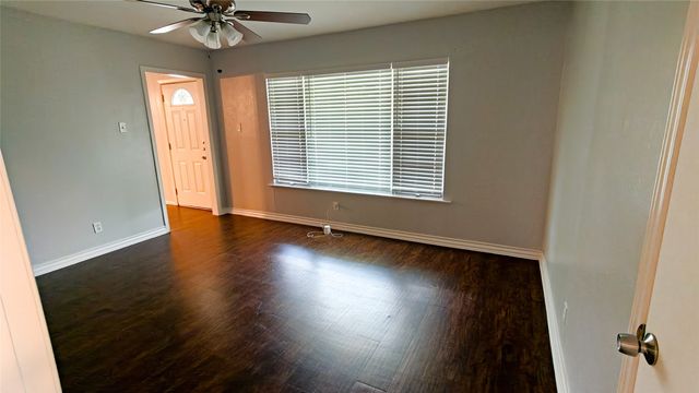 4800 Sabelle Lane, Haltom City, TX 76117